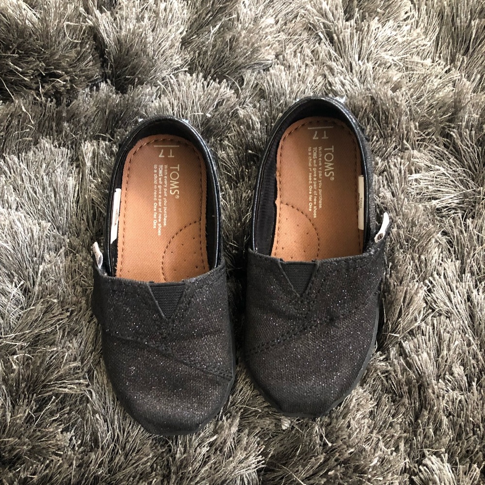 Toddlers Black Flats